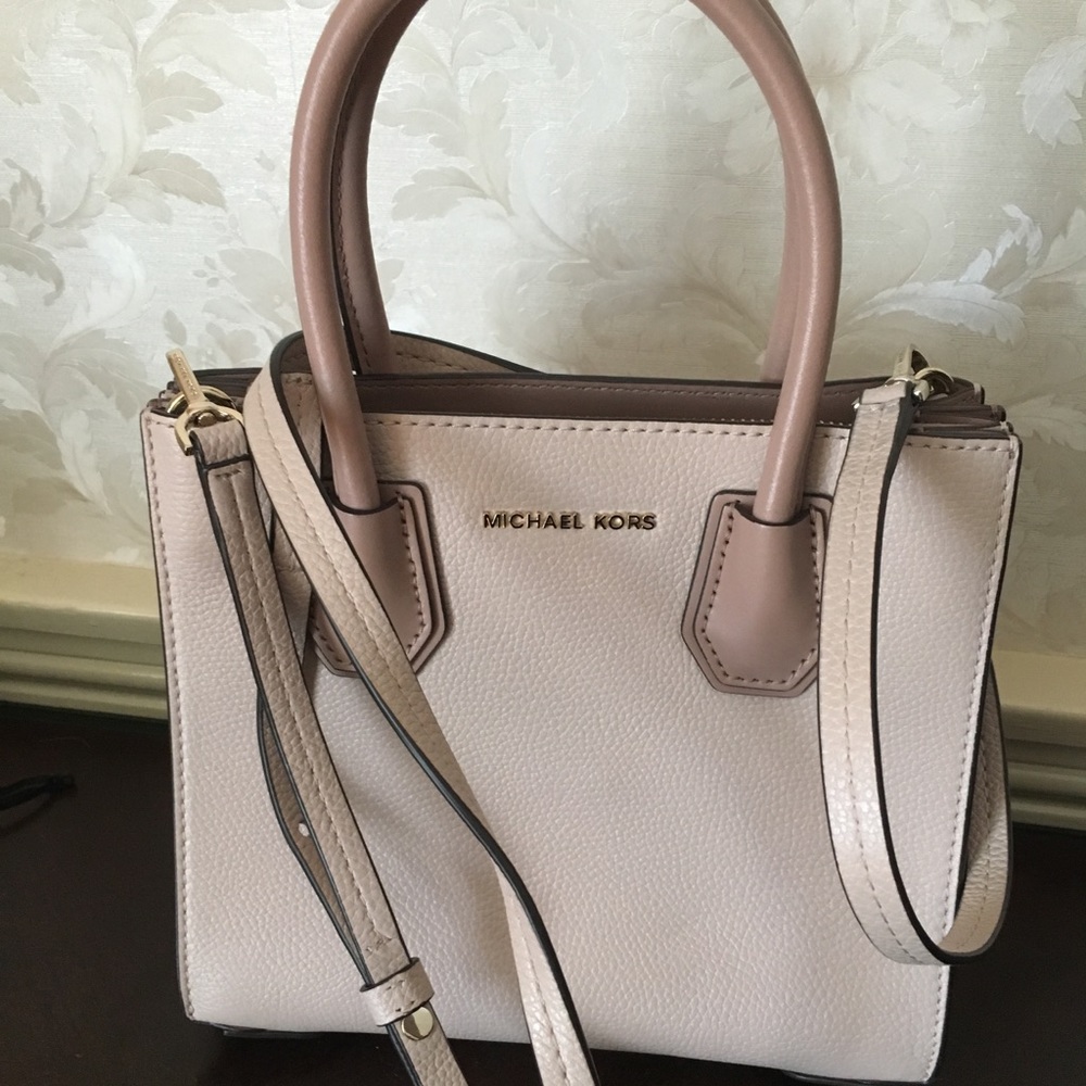 Michael Kors Mercer Mini Pink Crossbody Bag